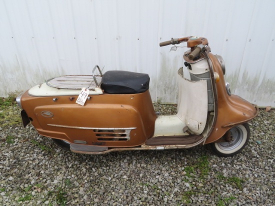 Fuji Rabbit Superflow Motor Scooter - NO TITLE