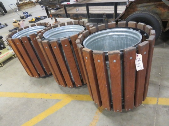 (3) Outdoor Trash cans