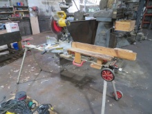 DeWalt 12" Compound miter saw with stand
