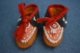 NATIVE AMERICAN CHILDS MOCCASINS!