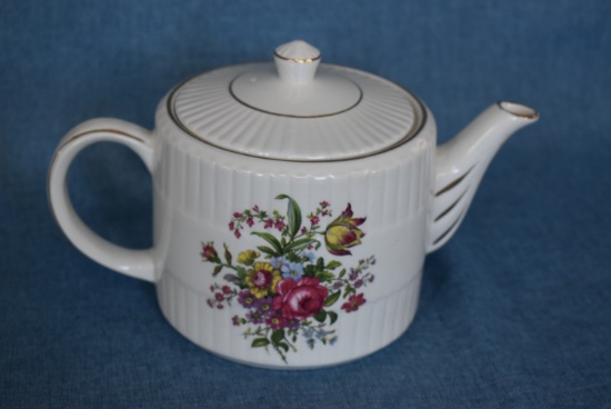 BEAUTIFUL IRONSTONE TEAPOT!