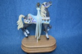 MUSICAL CAROUSEL HORSE!