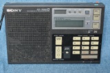 VINTAGE SONY RADIO! ICF-7600D