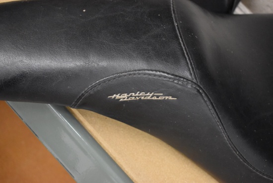 HARLEY DAVIDSON MOTORCYCLE SEAT!