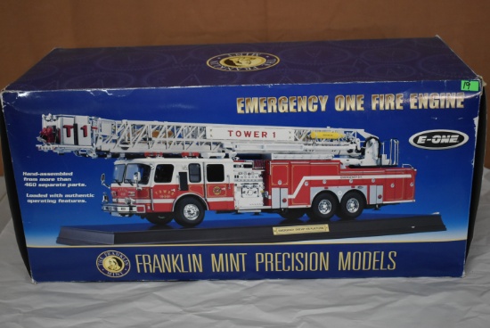 FRANKLIN MINT PRECISION FIRE ENGINE MIB!