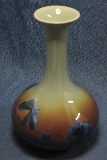 SPECTACULAR ASIAN VASE!