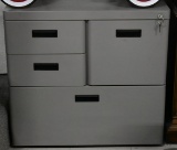 METAL FILE CABINET/SAFE