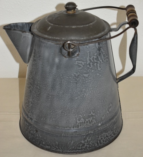 ENAMEL WARE WAGON TRAIN COFFEE POT!