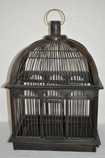 BEAUTIFUL BIRD CAGE!