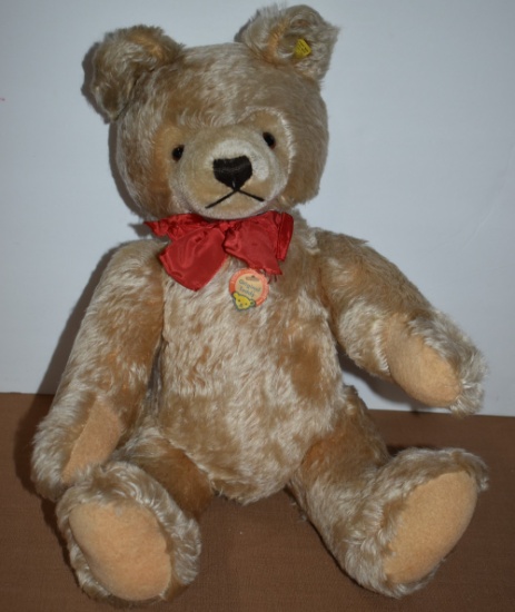MUSEUM QUALITY STEIFF TEDDY!