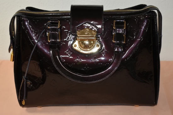 LOUIS VUITTON!