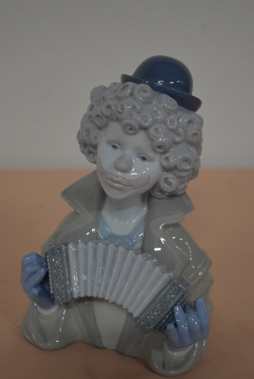 LLADRO " BUSTO PAYASITO CONCERTINA"