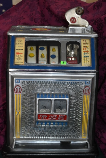 WALTING 5 CENT SLOT MACHINE!!!