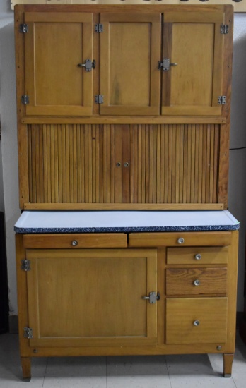 ANTIQUE KITCHEN QUEEN!!!