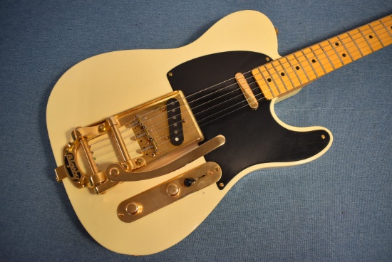 FENDER BIGSBY GUITAR!!!
