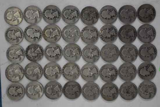 40 SILVER QUARTERS!!