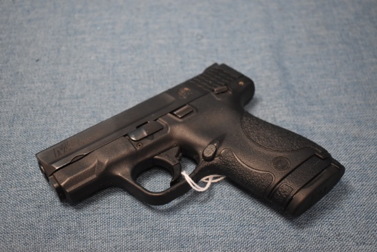 FIREARM/GUN S&W M&P 40 !! H 547