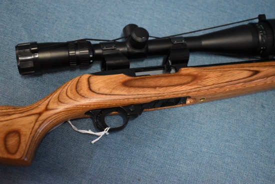 FIREARM/GUN RUGER 10/22 !! R 256