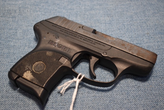 FIREARM/GUN RUGER LCP .380!! H572