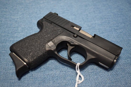 FIREARM/GUN KAHR ARMS PM9!! H 449