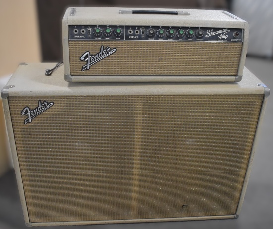 VINTAGE FENDER SHOWMAN AMP!!