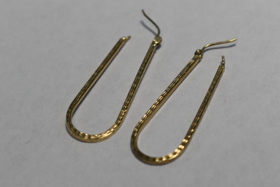 10 KT GOLD EARRINGS!!