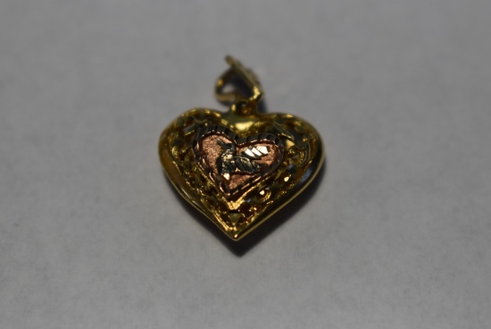 14 KT HEART PENDANT!!