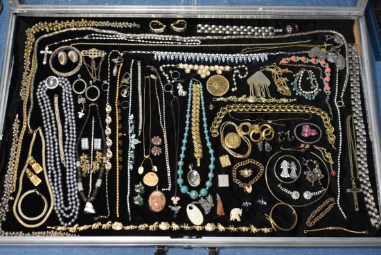 SHOWCASE OF TREASURE!!!