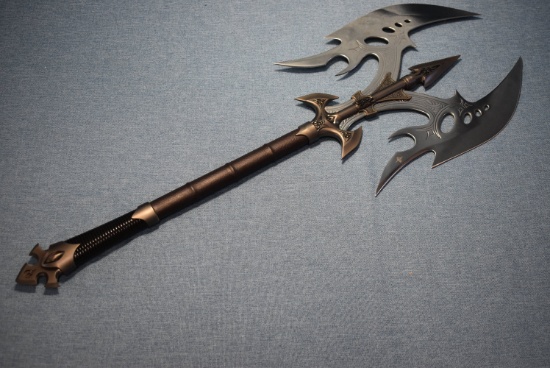 KIT RAE BATTLE AXE!!