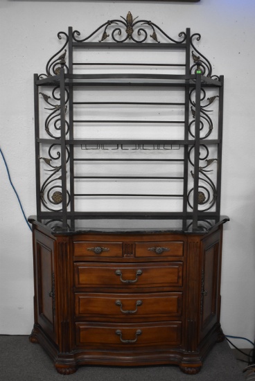 STUNNING BAR/SERVER!!