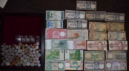 LARGE FOREIGN CURRENCY LOT!!