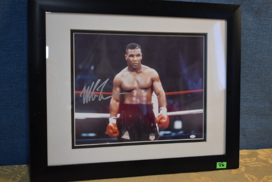 SIGNED MIKE TYSON PHOTO!!