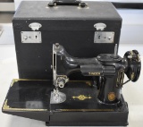 SINGER FEATHERWEIGHT !!!