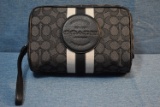 EXTREME COACH PURSE!!