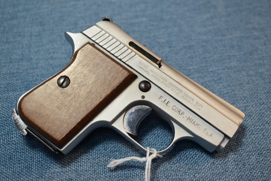 FIREARM/GUN F.I.E. TITAN!! H 498