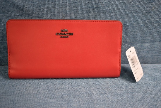 BRAND NEW COACH WALLET!!