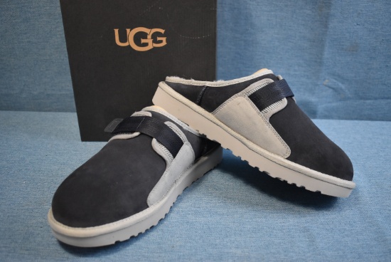 BRAND NEW UGG SHOES!!!