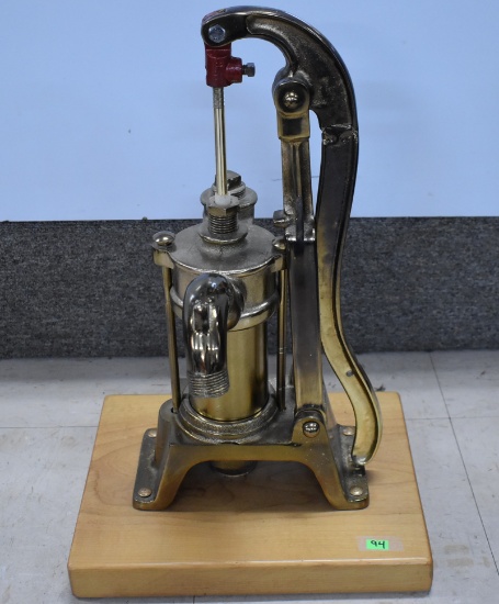 ANTQIUE WATER PUMP!!!