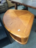Oak coffee table - height adjustable