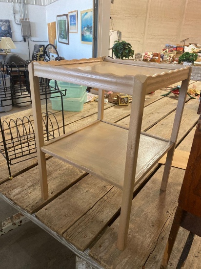 End table