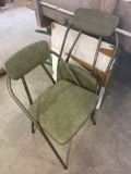 Vintage Folding table and chairs (2)