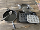 Pans, pie plates, muffin pans