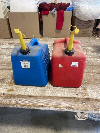 Gasoline/kerosene containers