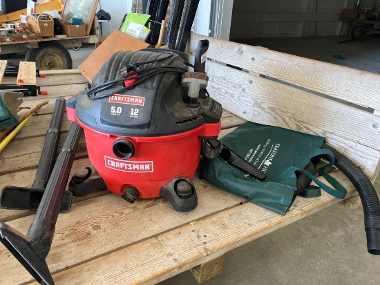 Craftsman shop vac - 12 gallon w/ attachments