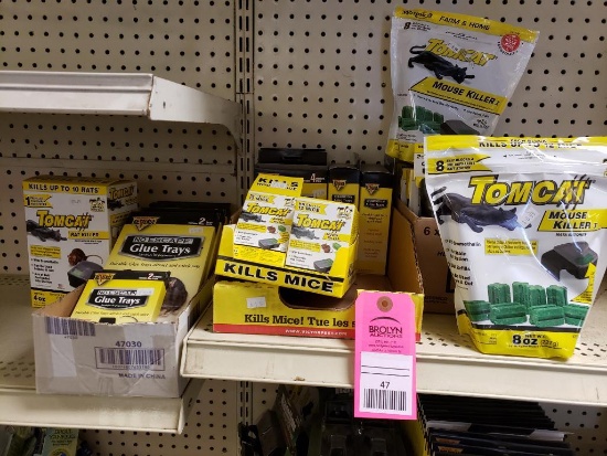 Large assortment of rodent killer, traps, etc. New.