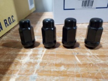 Qty 2000 - Topline C1707BL Acorn Lug Nuts. 4 boxes of 500.