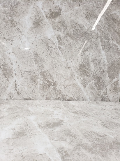 Fantasy Gray Gloss Porcelain -  32"x32"