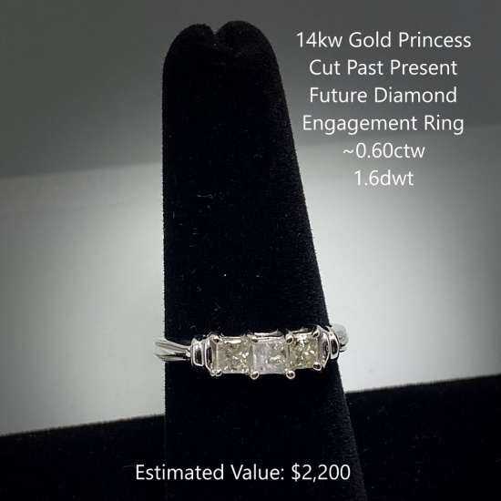 14kt Princess Cut Past Present Future Dia. Ring