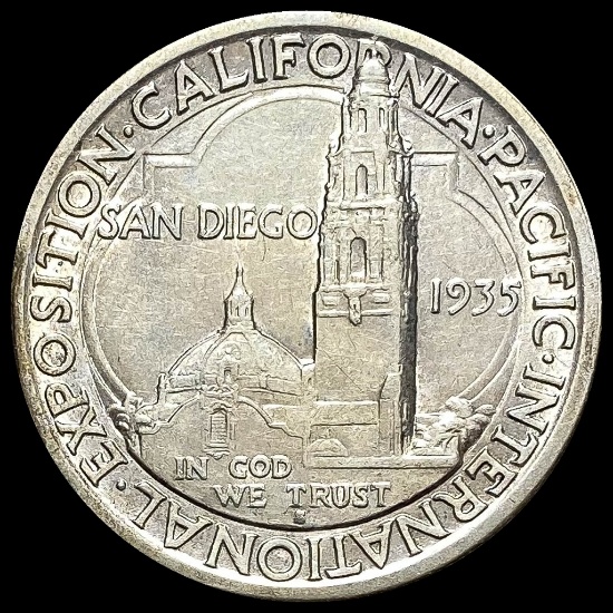 1935 San DiegoSilver Half Dollar CLOSELY UNCIRCULATED