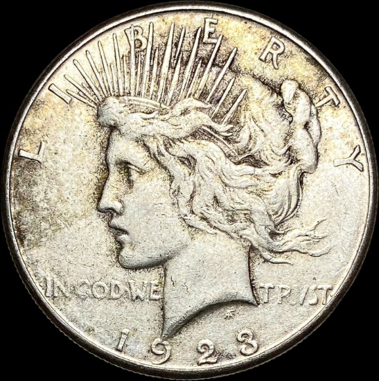 1923-S Silver Peace Dollar LIGHTLY CIRCULATED